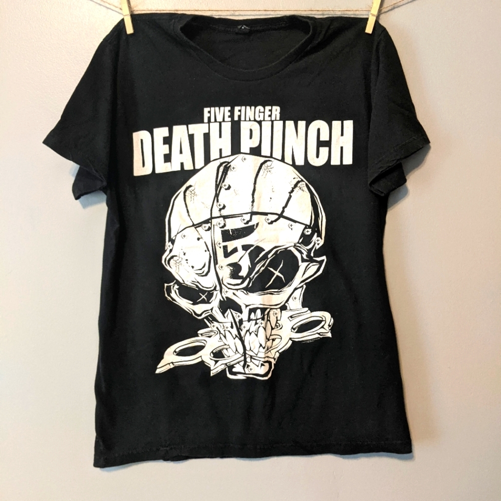 Five Finger Death Punch Band Tee Size Medium